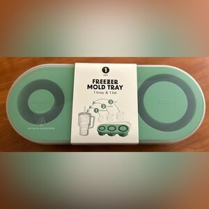 Stanley Freezer mold tray NWT
